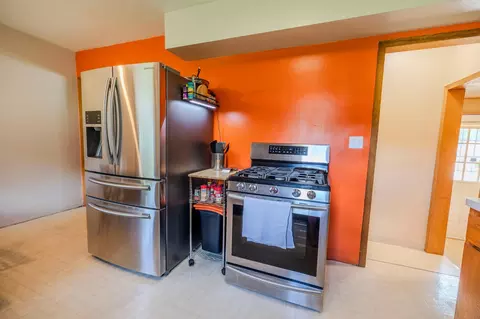 Kitchen - 1006 Poughkeepsie Ave, Morris, MN 56267 photo 4 of 4