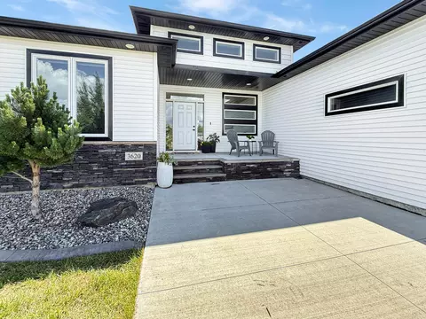 Exterior - 3620 Cordova Loop S, Fargo, ND 58104 photo 3 of 8