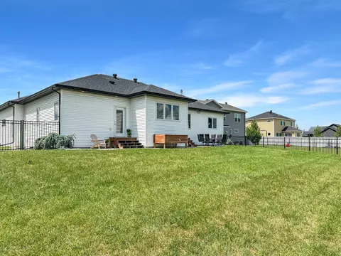 Exterior - 3620 Cordova Loop S, Fargo, ND 58104 photo 4 of 8