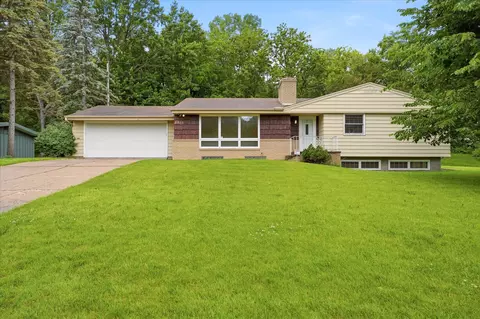 4015 Fairview Ave N, Arden Hills, MN 55112