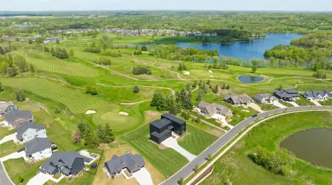 1353 Palmer Dr N, Lake Elmo, MN 55042
