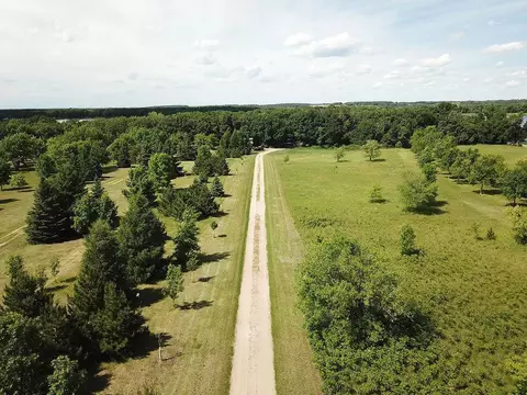 49521 300th St, Henning, MN 56551