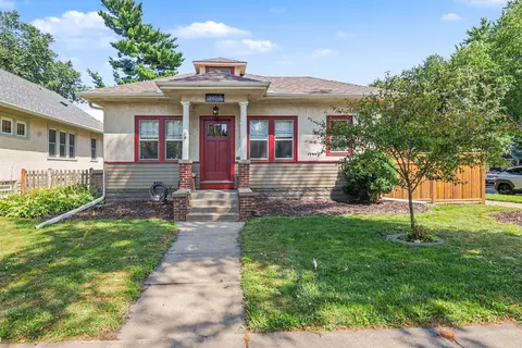 3957 44th Ave S, Minneapolis, MN 55406