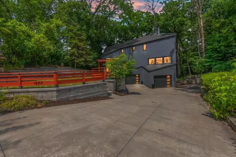 14717 Minnehaha Pl, Wayzata, MN 55391