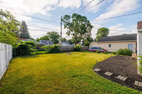 Exterior - 418 23rd St S, Fargo, ND 58103 photo 4 of 4