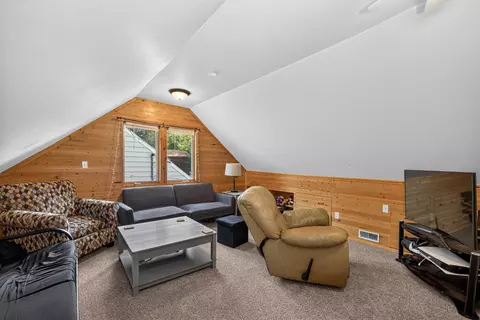 Living - 418 23rd St S, Fargo, ND 58103 photo 2 of 2