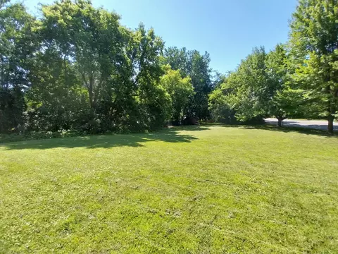 0 Pineview Ln, Plymouth, MN 55442