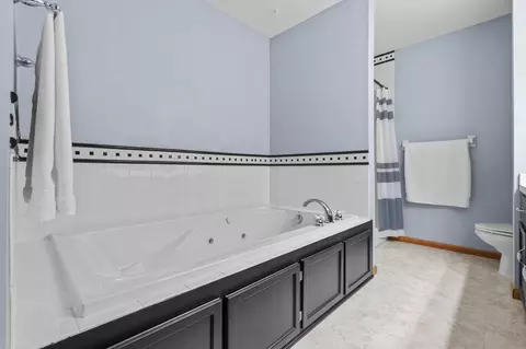 Bath - 1839 Quebec St, Centerville, MN 55038 photo 1 of 4