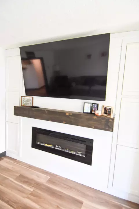 Living - 718 Stephen Ave, Stephen, MN 56757 photo 3 of 4