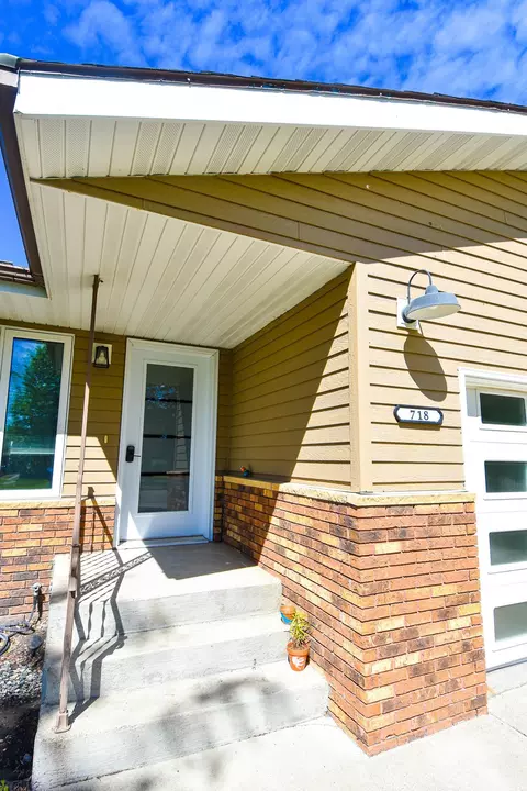 718 Stephen Ave, Stephen, MN 56757