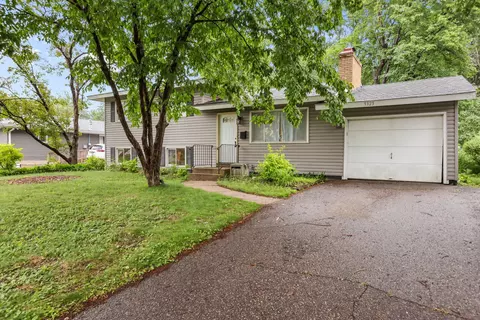 9325 Northwood Pkwy N, New Hope, MN 55427