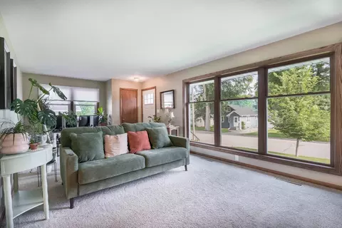 623 Spruce St, Fergus Falls, MN 56537