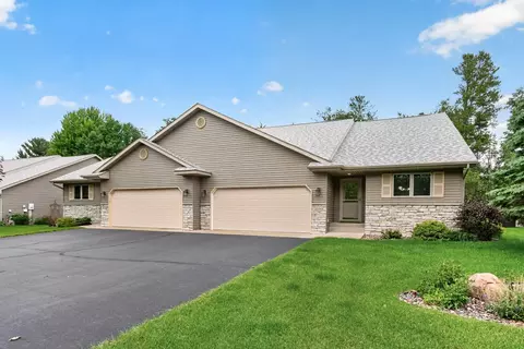 466 Cedar Ct, Taylors Falls, MN 55084