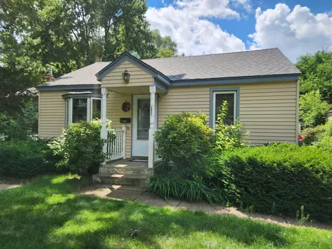 5817 Perry Ave N, Crystal, MN 55429