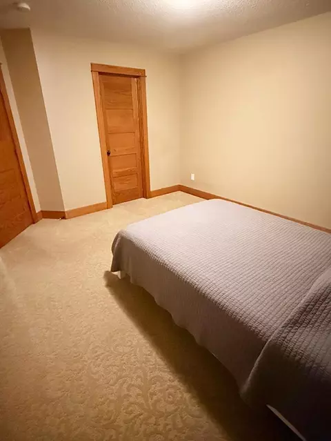 Bedroom - 1633 Dupre Rd, Centerville, MN 55038 photo 6 of 7