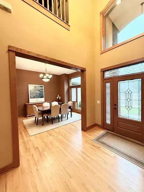 Entry Way - 1633 Dupre Rd, Centerville, MN 55038 photo 2 of 4