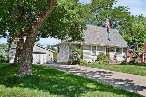 11240 Norway St NW, Coon Rapids, MN 55448
