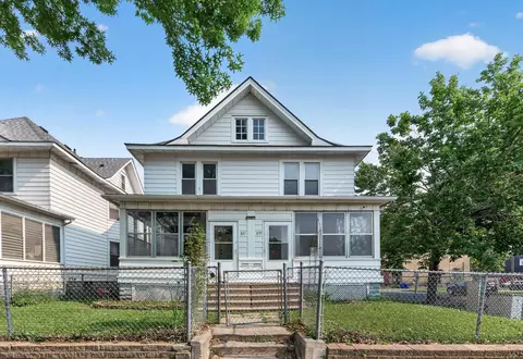 319321 Aurora Ave, Saint Paul, MN 55103
