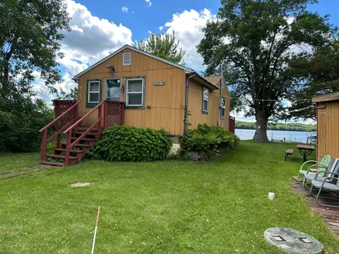 20709 Edgewater Rd, Richmond, MN 56368