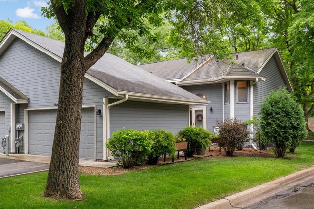 2716 River Woods Ln, Burnsville, MN 55337