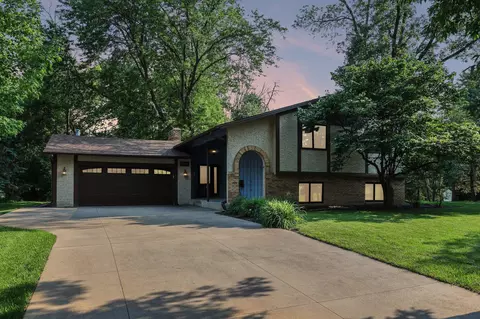 12501 63rd Ave N, Maple Grove, MN 55369