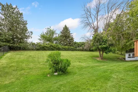 Exterior - 4926 Rusten Rd, Eagan, MN 55122 photo 7 of 8