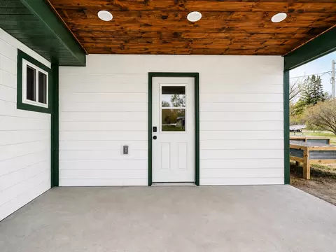 Exterior - 408 Main St E, Bertha, MN 56437 photo 1 of 2