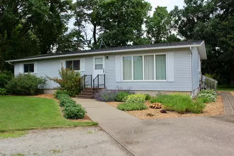 5376 N County Road 45, Medford, MN 55049