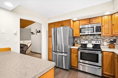 Kitchen - 4909 Whitetail Dr, Hermantown, MN 55811 photo 2 of 3