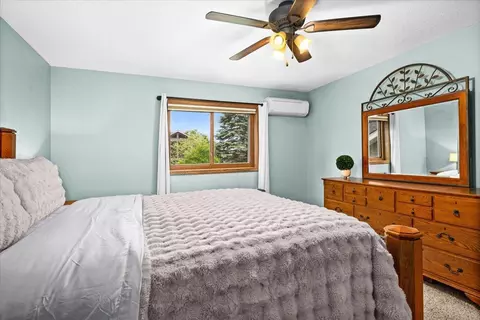 Bedroom - 4909 Whitetail Dr, Hermantown, MN 55811 photo 2 of 6