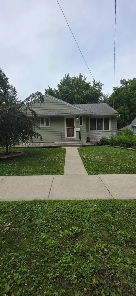 806 Lincoln Ave, Albert Lea, MN 56007