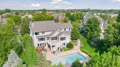 3300 Crestmoor Bay, Woodbury, MN 55125