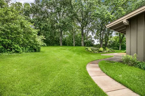 Exterior - 3135 Blackheath Dr, Saint Cloud, MN 56301 photo 7 of 14