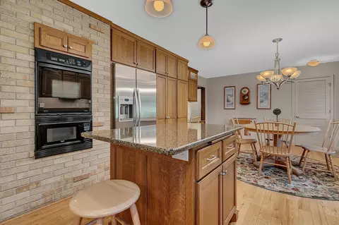 Kitchen - 3135 Blackheath Dr, Saint Cloud, MN 56301 photo 6 of 8