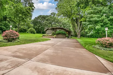 3135 Blackheath Dr, Saint Cloud, MN 56301