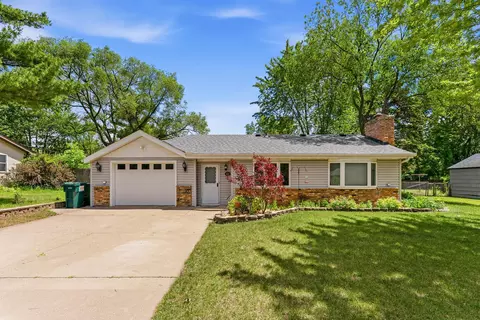 11013 6th St NE, Blaine, MN 55434