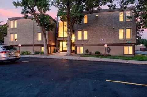 4030 15th Ave S #10C, Minneapolis, MN 55407