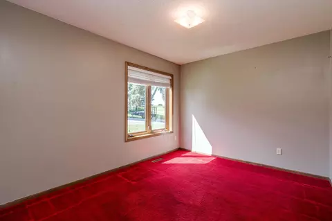 Bedroom - 7044 Da Mar Est, Saint Peter, MN 56082 photo 6 of 6