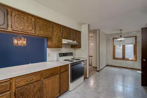Kitchen - 7044 Da Mar Est, Saint Peter, MN 56082 photo 3 of 3