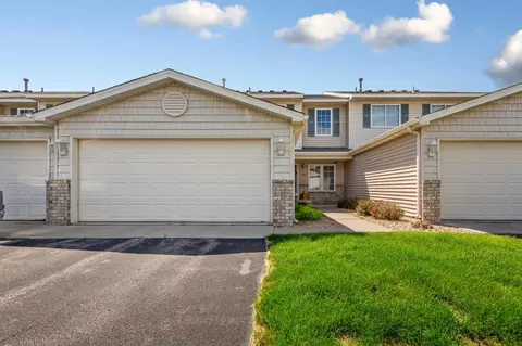 1526 Praha St SE, New Prague, MN 56071