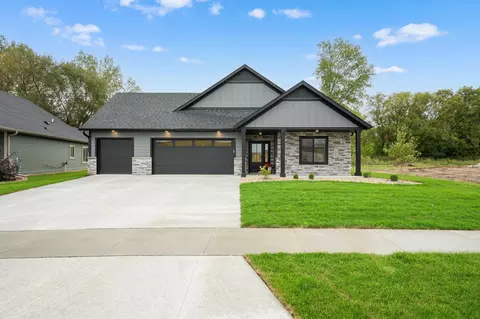1326 Falstone Alcove NE, Byron, MN 55920