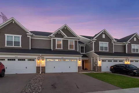 1844 Tyrone Dr, Shakopee, MN 55379