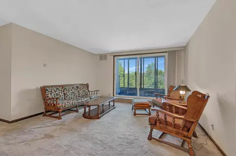 Living - 230 5th Ave N #C5, Saint Cloud, MN 56303 photo 1 of 4