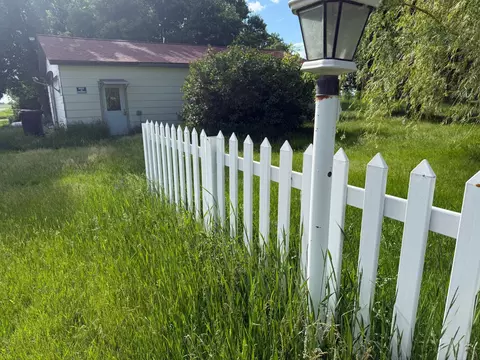 Exterior - 305 Main St, Webster, ND 58382 photo 3 of 4
