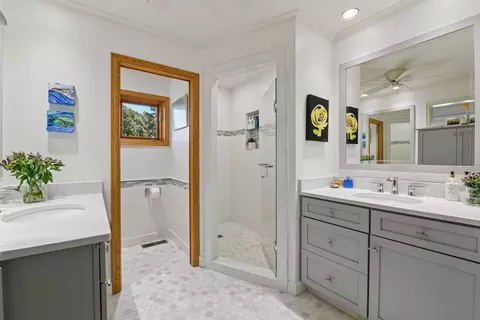 Bath - 4512 W Arm Rd, Spring Park, MN 55384 photo 1 of 8