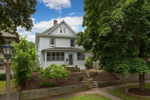 1122 Marshall Ave, Saint Paul, MN 55104
