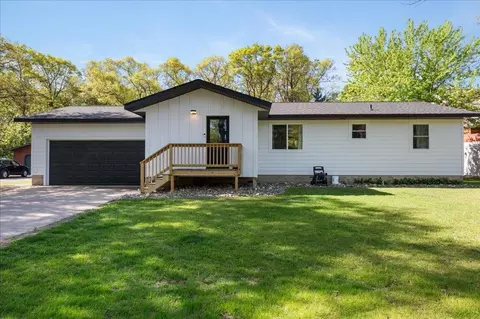 6141 Donald St, Baxter, MN 56425