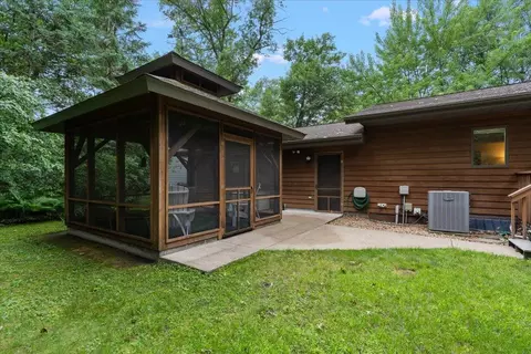 Exterior - 2009 Crestview Ln, Brainerd, MN 56401 photo 3 of 8