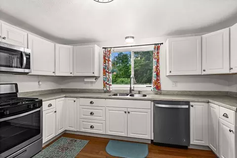 Kitchen - 3605 Copley Rd, Hermantown, MN 55811 photo 1 of 2