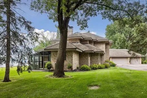 Exterior - 5360 Howards Point Rd, Excelsior, MN 55331 photo 9 of 12